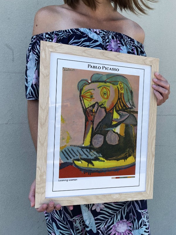 Pablo Picasso Leaning woman Poster